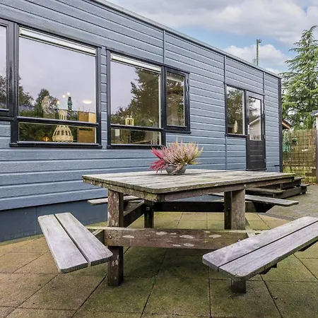 Modern In The Veluwe 別荘